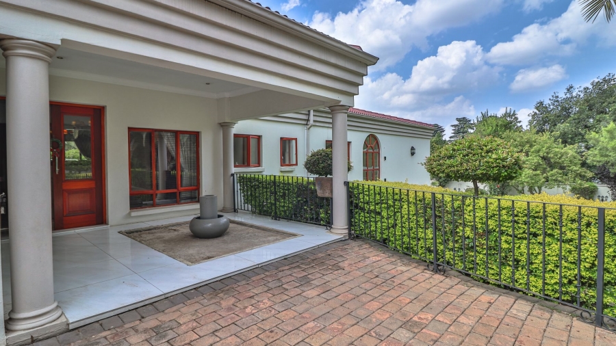 5 Bedroom Property for Sale in Atholl Gauteng