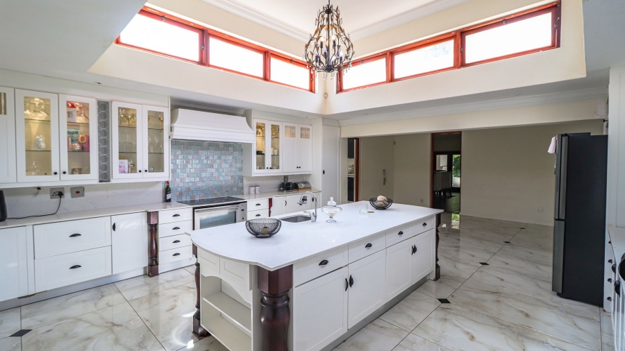 5 Bedroom Property for Sale in Atholl Gauteng