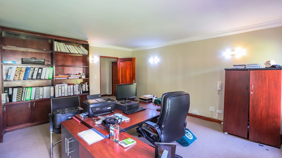 5 Bedroom Property for Sale in Atholl Gauteng