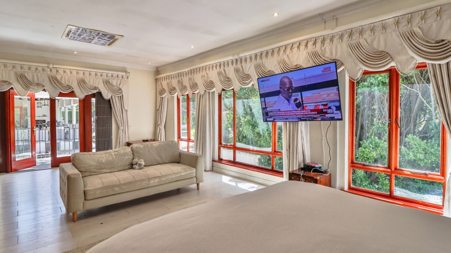 5 Bedroom Property for Sale in Atholl Gauteng