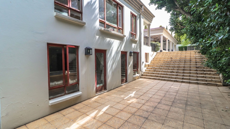 5 Bedroom Property for Sale in Atholl Gauteng