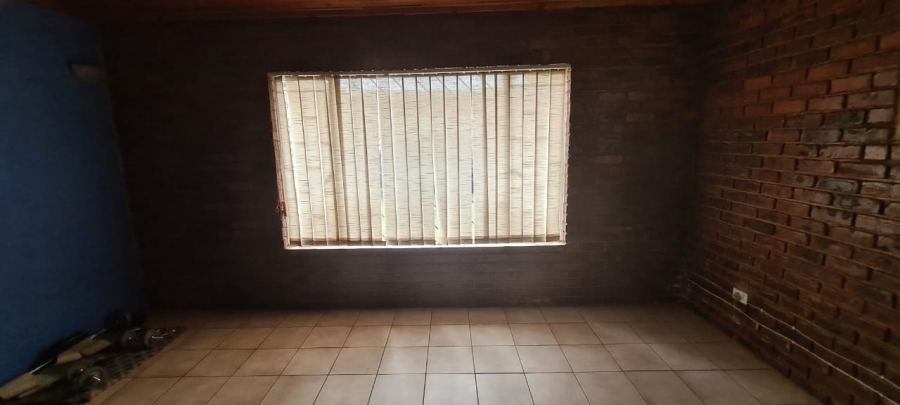 4 Bedroom Property for Sale in Impala Park Gauteng