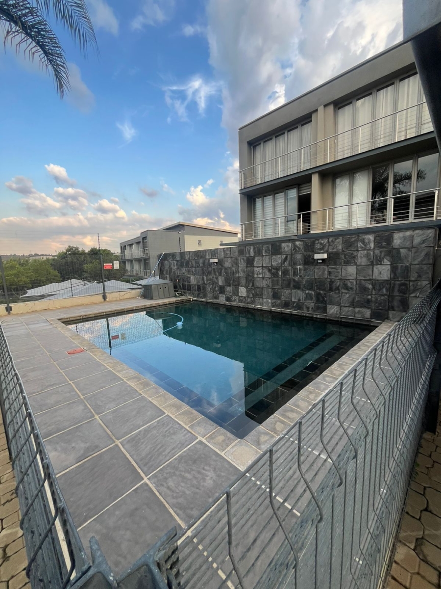 1 Bedroom Property for Sale in Morningside Gauteng