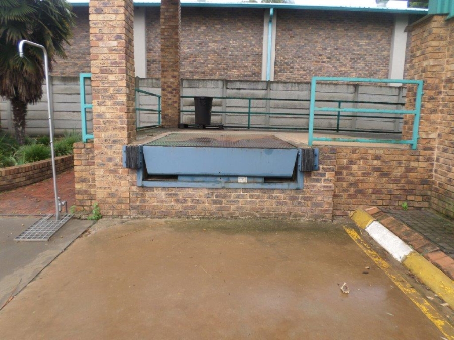 To Let commercial Property for Rent in Pomona Gauteng
