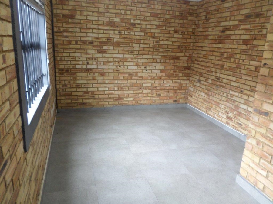 To Let commercial Property for Rent in Brentwood Park Gauteng