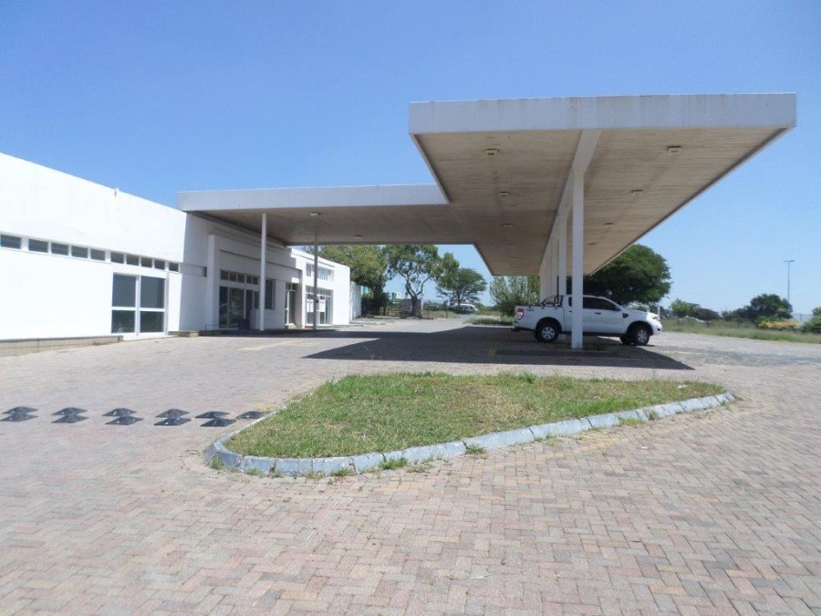 To Let commercial Property for Rent in Sundowner Gauteng