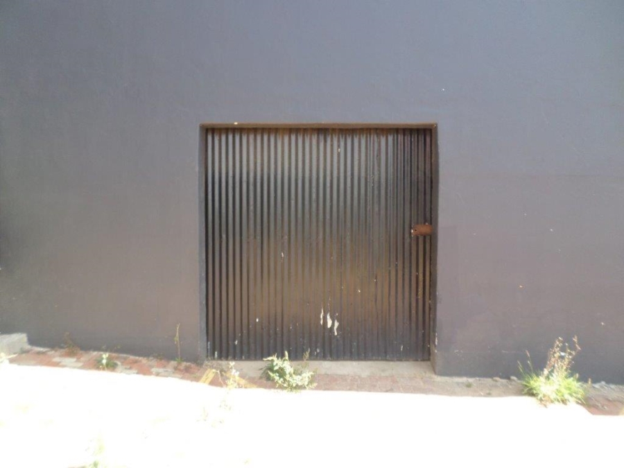 To Let commercial Property for Rent in Sundowner Gauteng