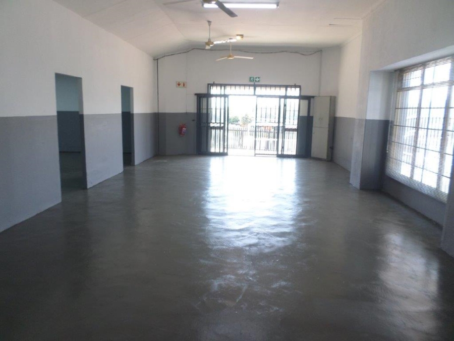To Let commercial Property for Rent in Sundowner Gauteng