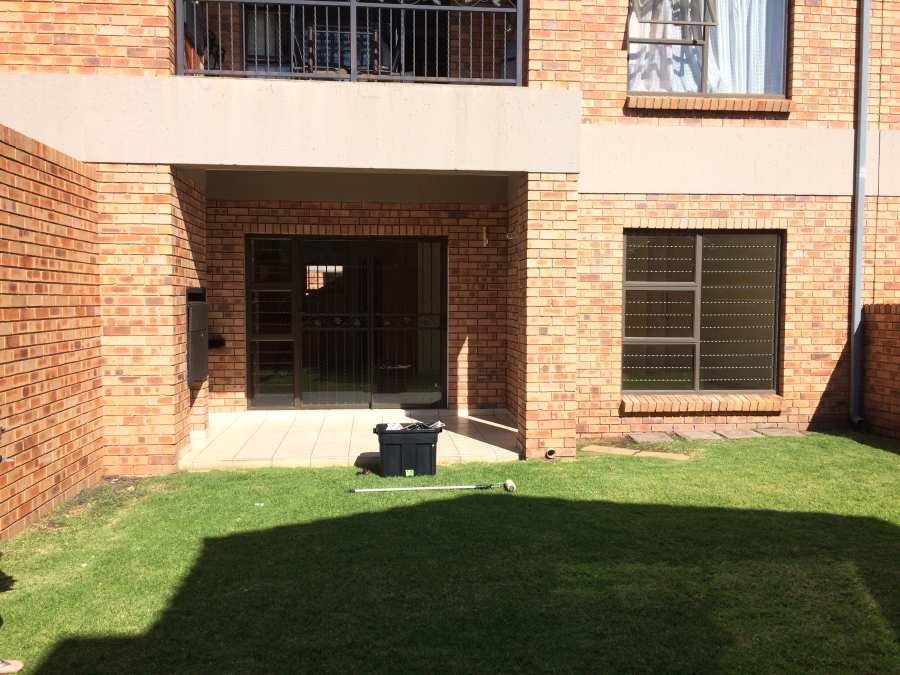 2 Bedroom Property for Sale in Ravenswood Gauteng