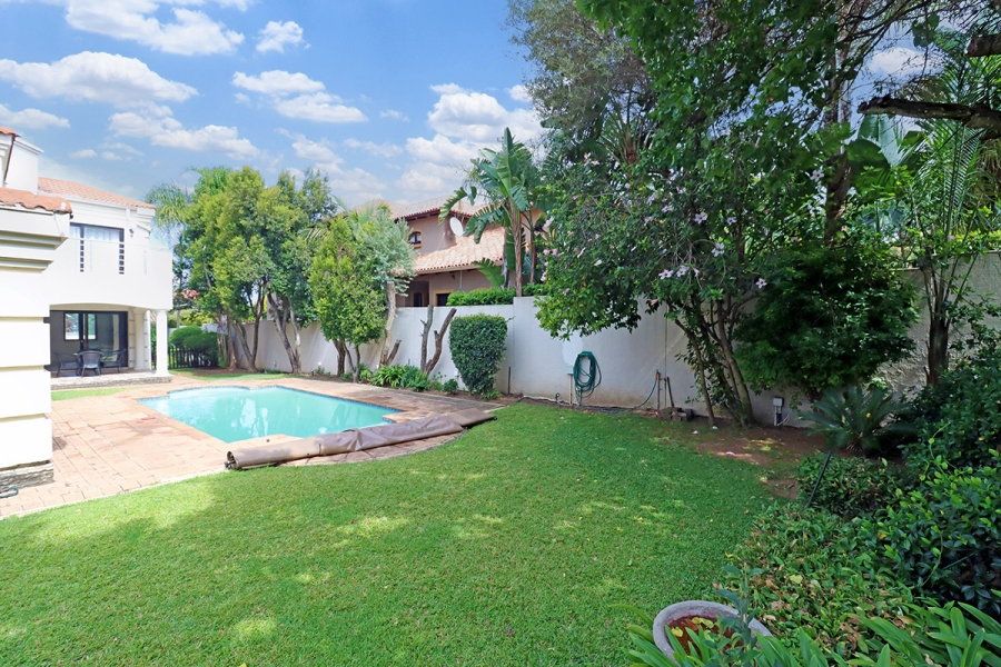 To Let 4 Bedroom Property for Rent in Craigavon Gauteng
