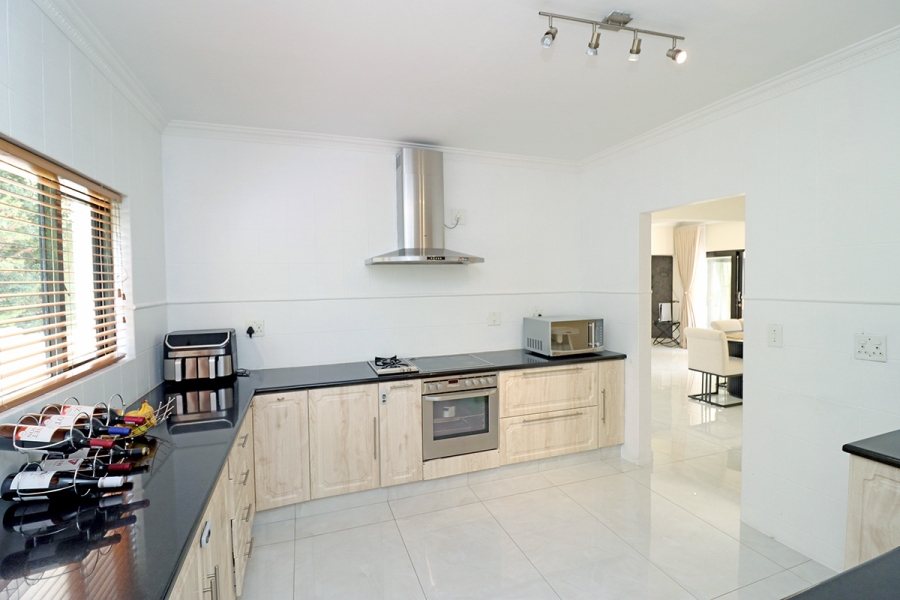 To Let 4 Bedroom Property for Rent in Craigavon Gauteng