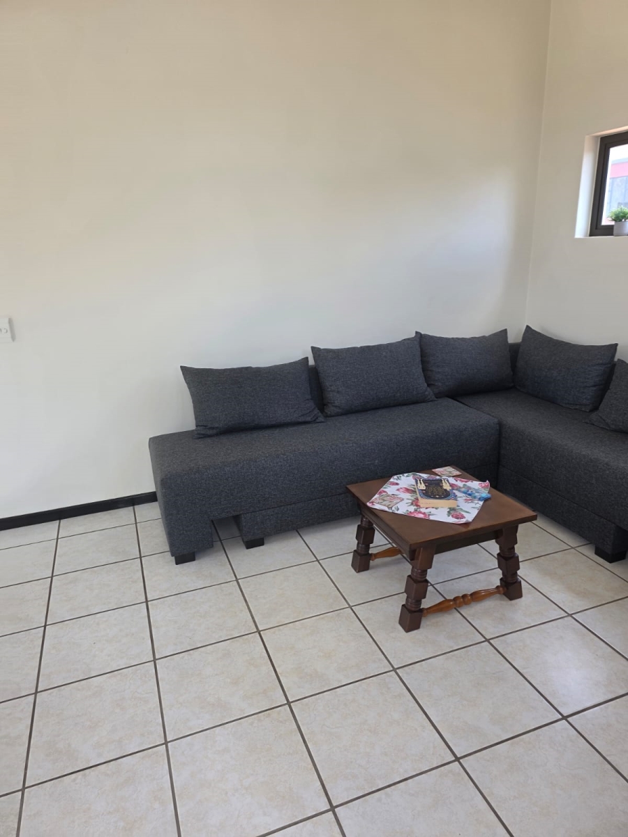To Let 1 Bedroom Property for Rent in Bryanston Gauteng