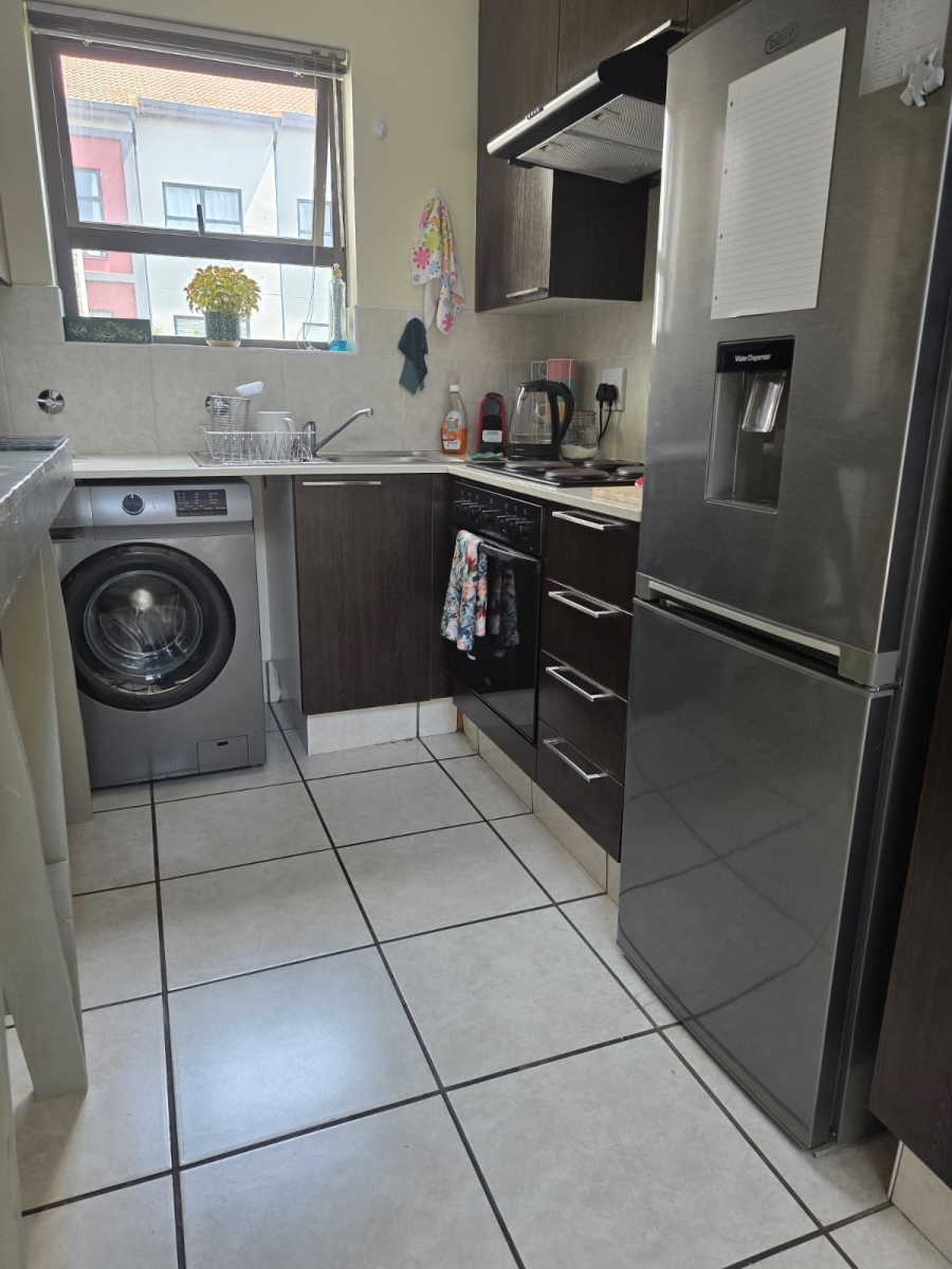To Let 1 Bedroom Property for Rent in Bryanston Gauteng