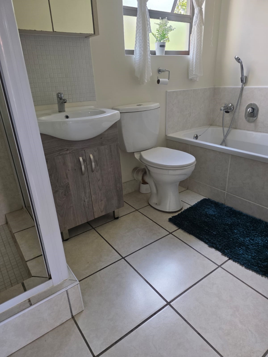 To Let 1 Bedroom Property for Rent in Bryanston Gauteng
