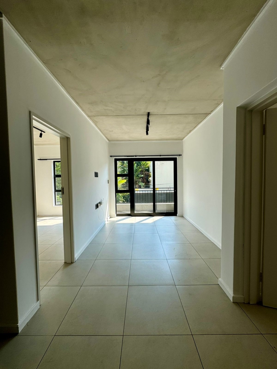 To Let 2 Bedroom Property for Rent in Waverley Gauteng