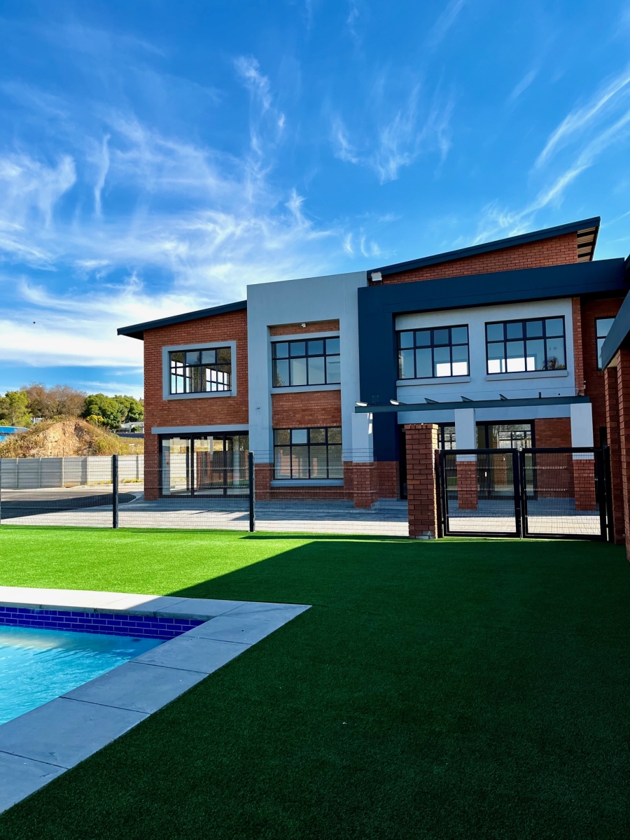 To Let 2 Bedroom Property for Rent in Bedfordview Gauteng