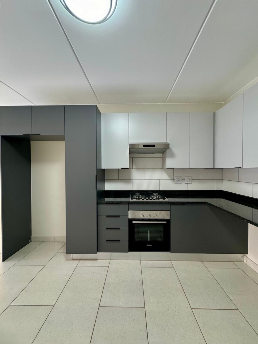 To Let 2 Bedroom Property for Rent in Bedfordview Gauteng