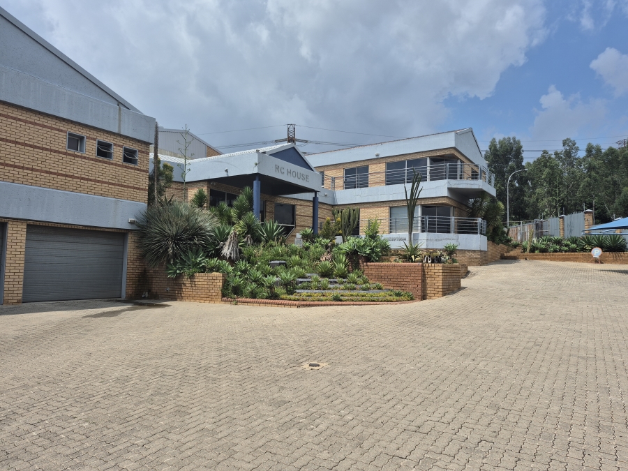 Commercial Property for Sale in Meadowdale Gauteng