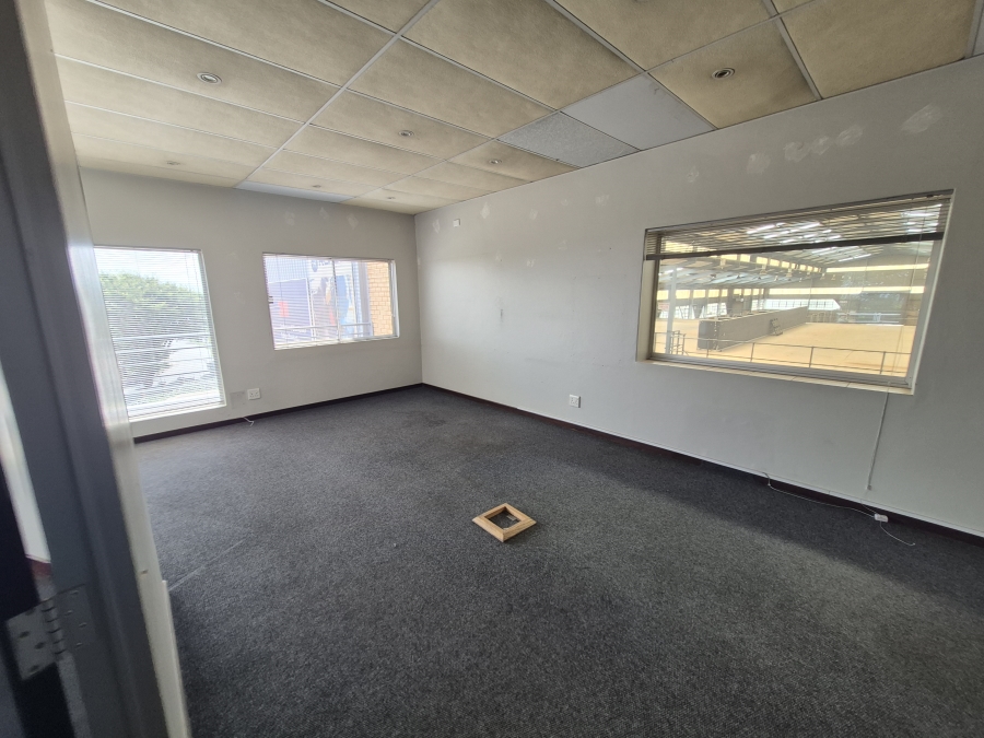 Commercial Property for Sale in Meadowdale Gauteng