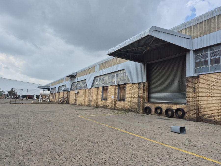 Commercial Property for Sale in Meadowdale Gauteng