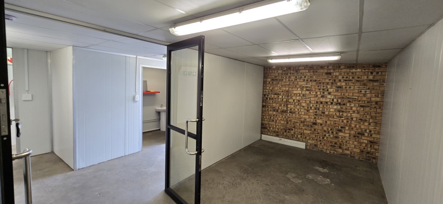 To Let commercial Property for Rent in Strijdom Park Gauteng