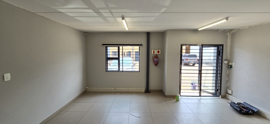 To Let commercial Property for Rent in Strijdom Park Gauteng