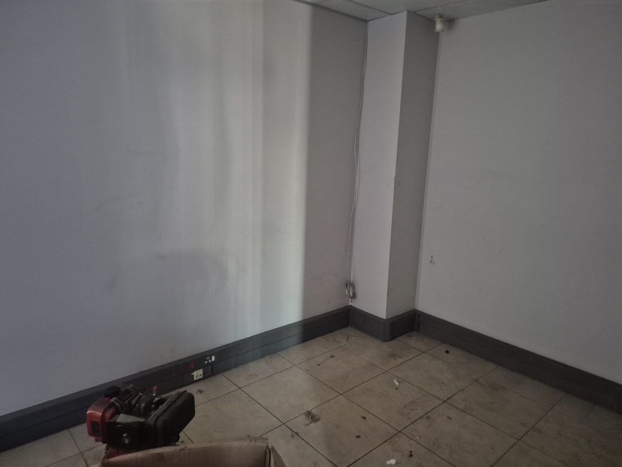 To Let commercial Property for Rent in Jet Park Gauteng