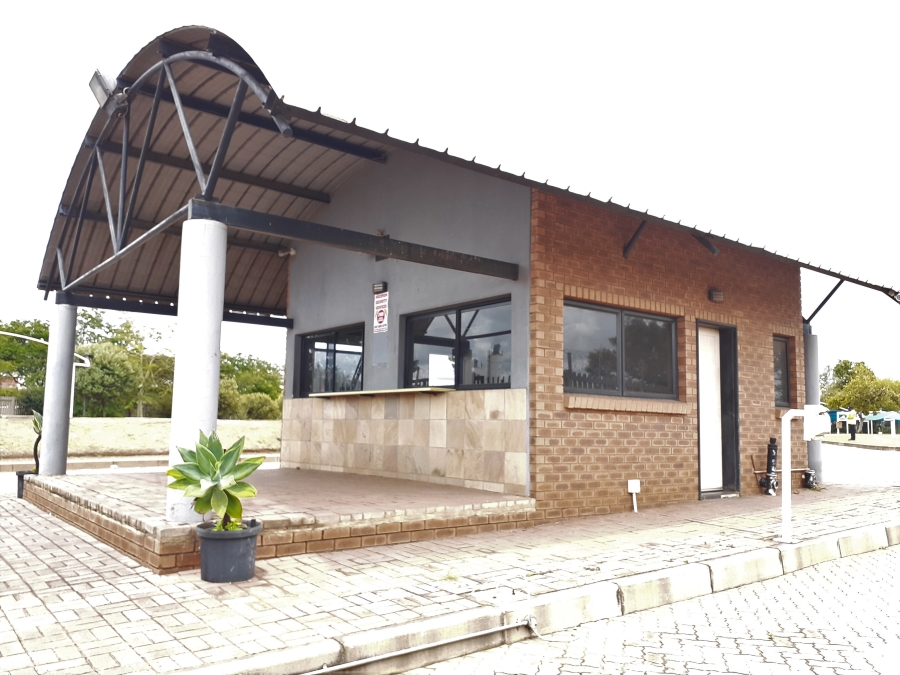 To Let commercial Property for Rent in Rosslyn Gauteng