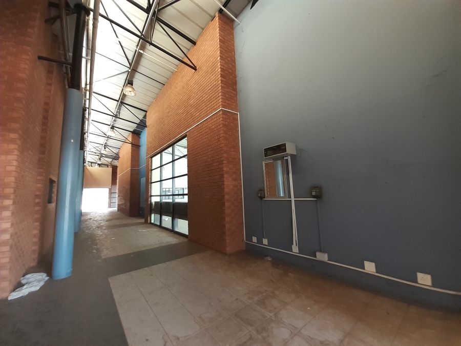 To Let commercial Property for Rent in Rosslyn Gauteng