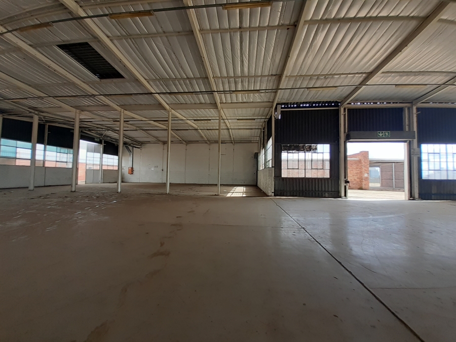 To Let commercial Property for Rent in Rosslyn Gauteng