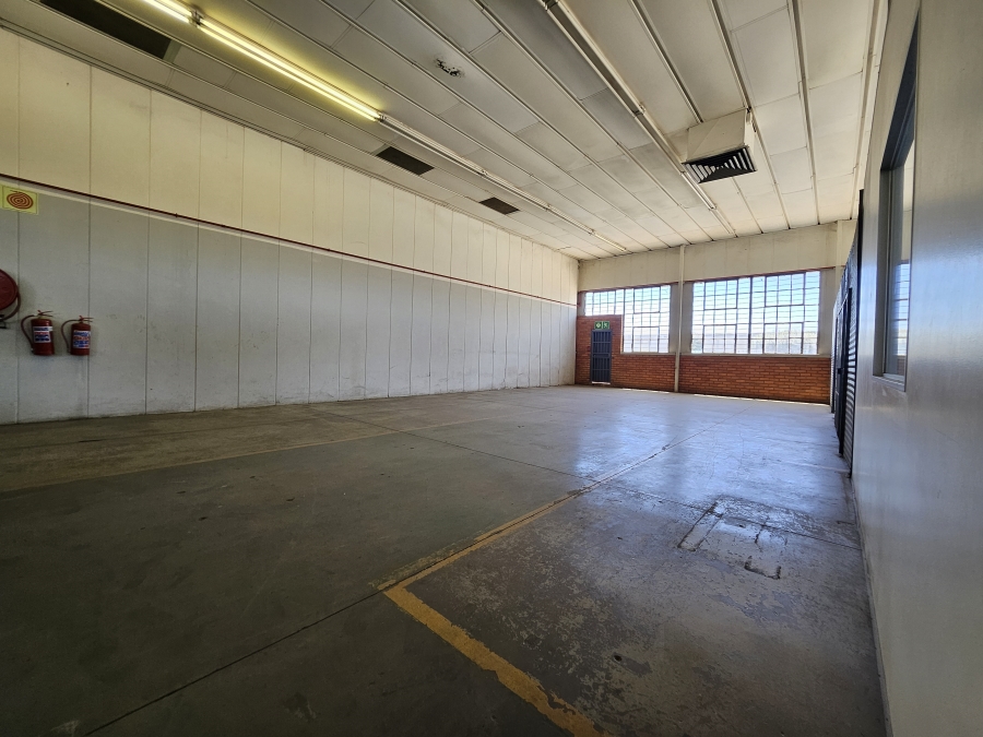 To Let commercial Property for Rent in Rosslyn Gauteng