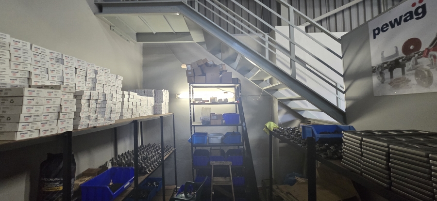 To Let commercial Property for Rent in Factoria Gauteng