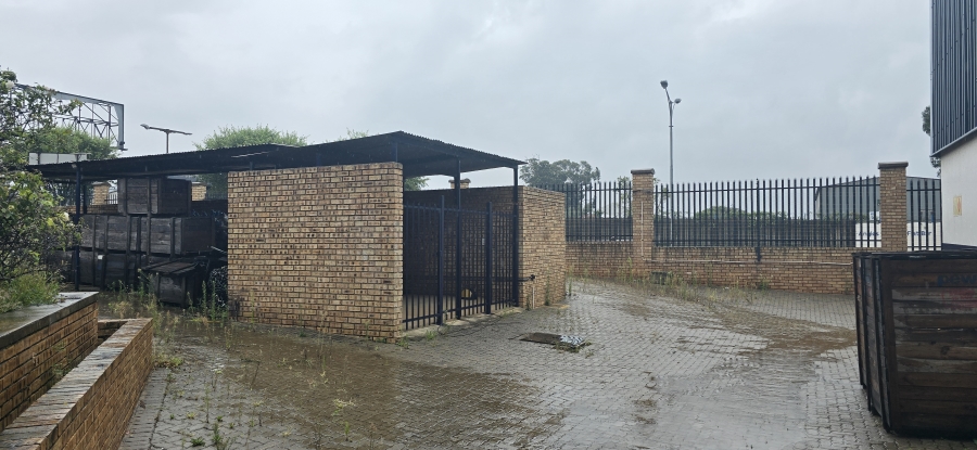 To Let commercial Property for Rent in Factoria Gauteng