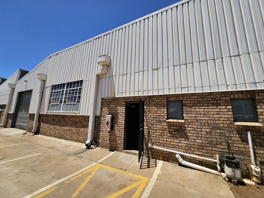 To Let commercial Property for Rent in Rosslyn Gauteng