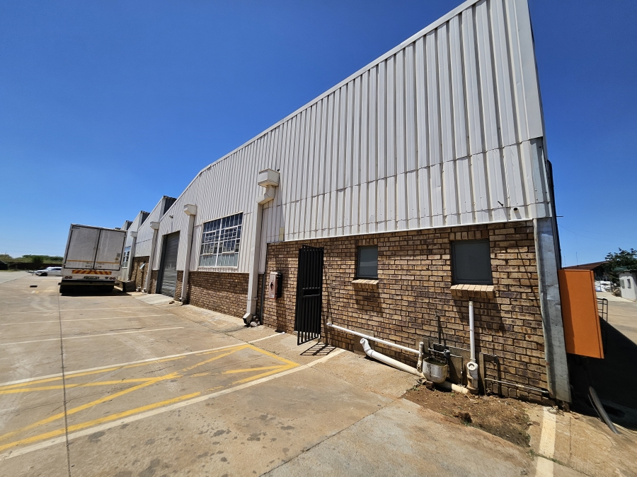 To Let commercial Property for Rent in Rosslyn Gauteng