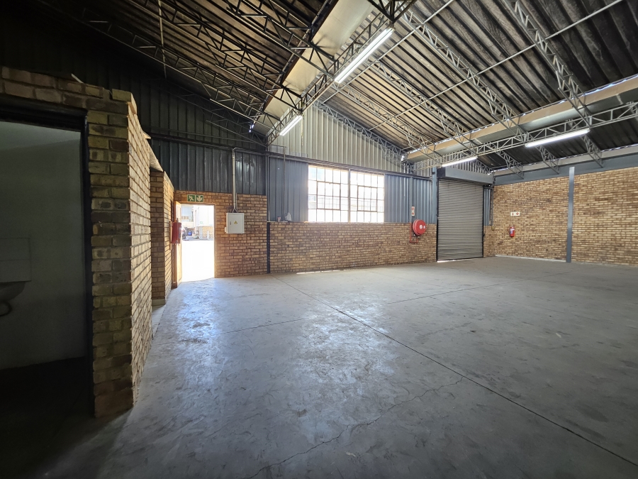 To Let commercial Property for Rent in Rosslyn Gauteng