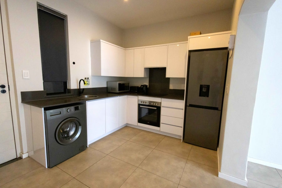 1 Bedroom Property for Sale in Greenside Gauteng