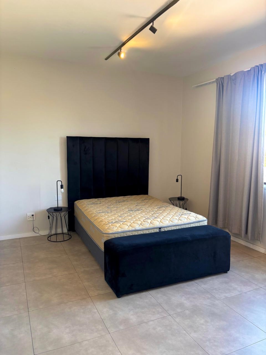 To Let 2 Bedroom Property for Rent in Greenside Gauteng