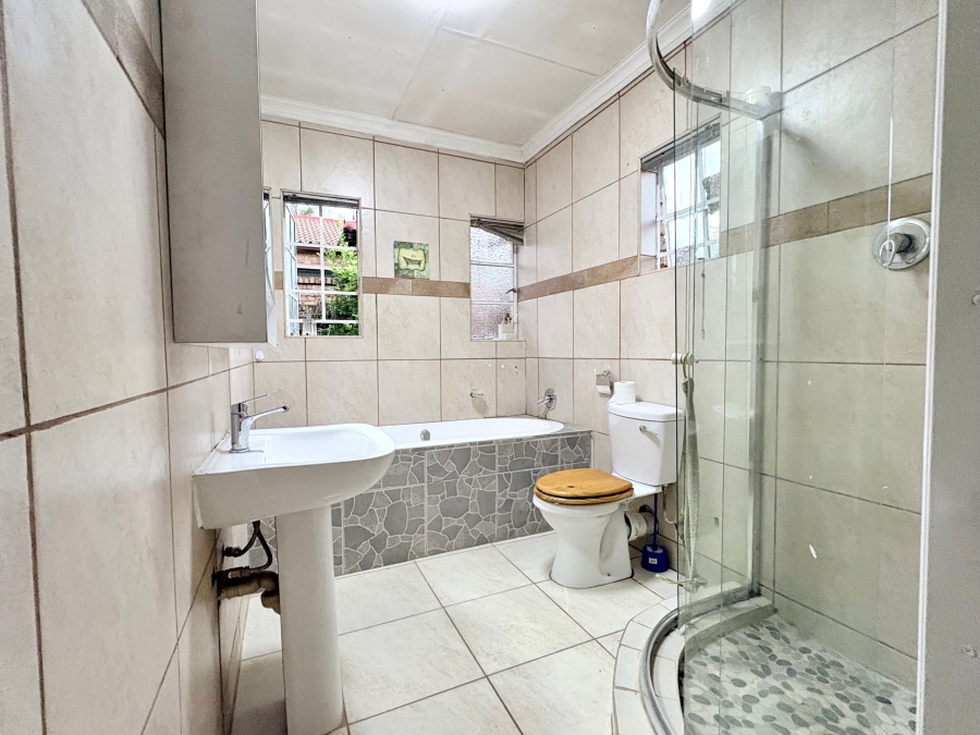 3 Bedroom Property for Sale in Theresa Park Gauteng