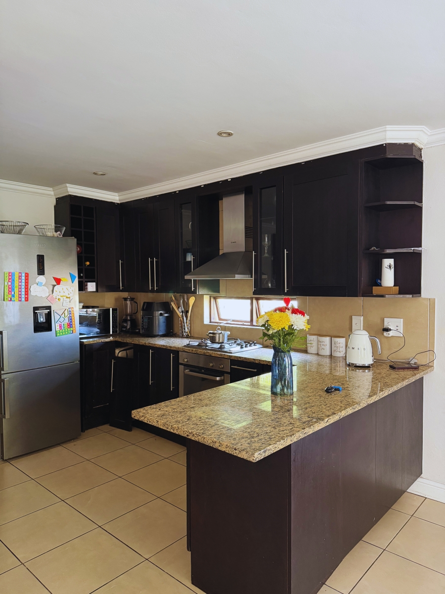 3 Bedroom Property for Sale in Fourways Gauteng