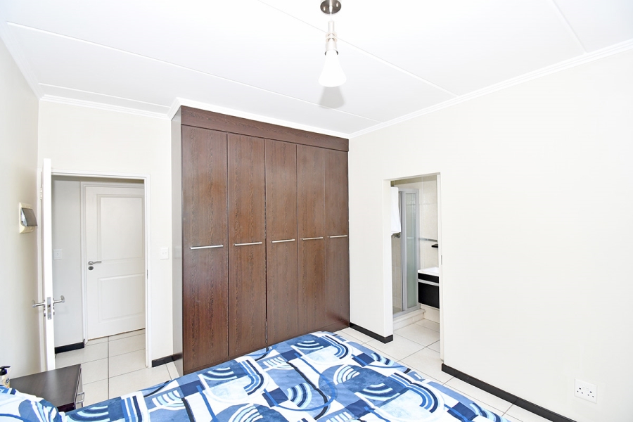2 Bedroom Property for Sale in Douglasdale Gauteng