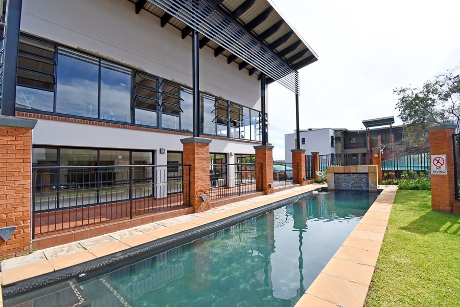 2 Bedroom Property for Sale in Douglasdale Gauteng