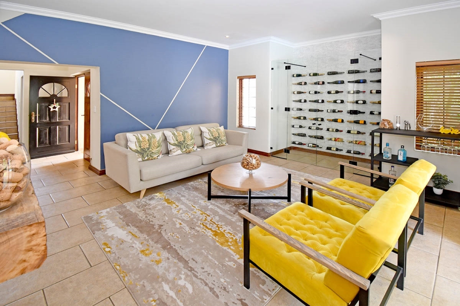 3 Bedroom Property for Sale in Broadacres Gauteng