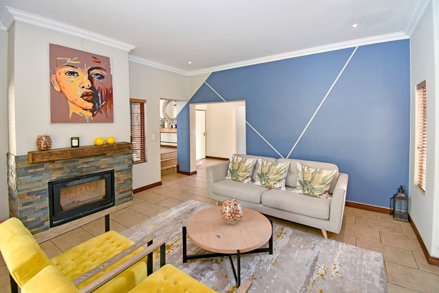 3 Bedroom Property for Sale in Broadacres Gauteng