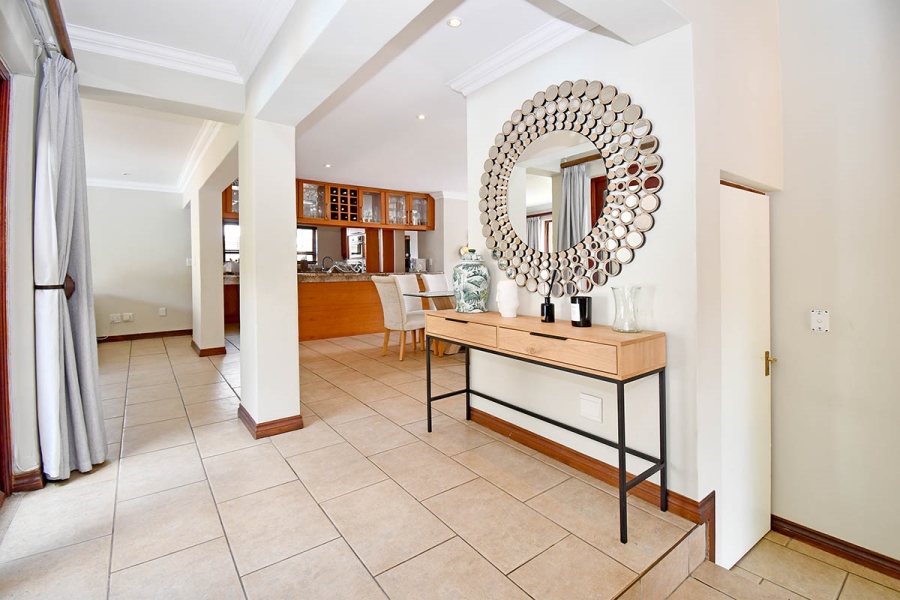 3 Bedroom Property for Sale in Broadacres Gauteng