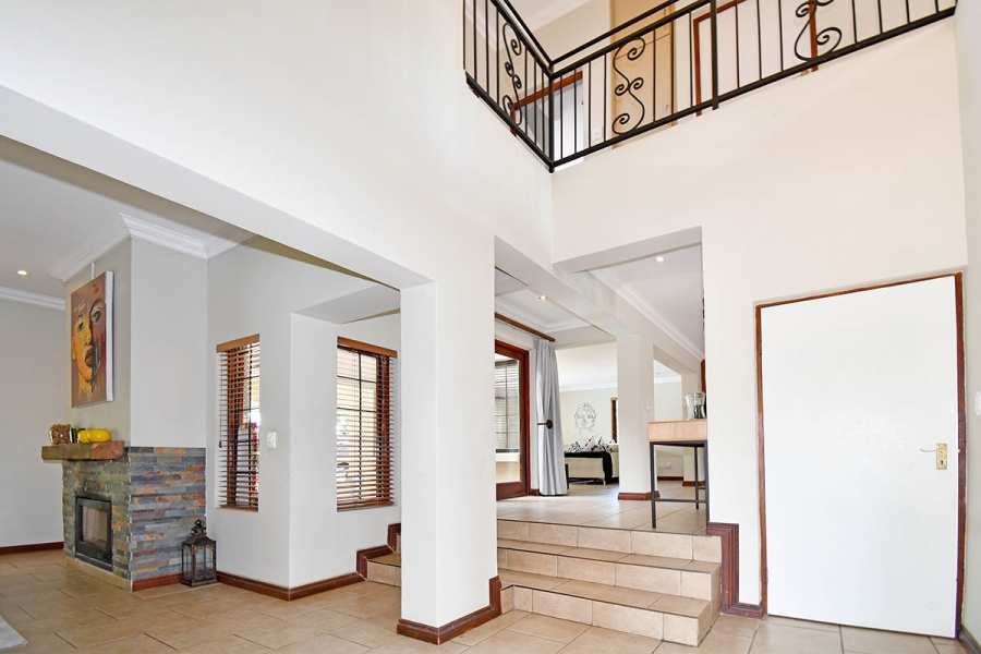 3 Bedroom Property for Sale in Broadacres Gauteng