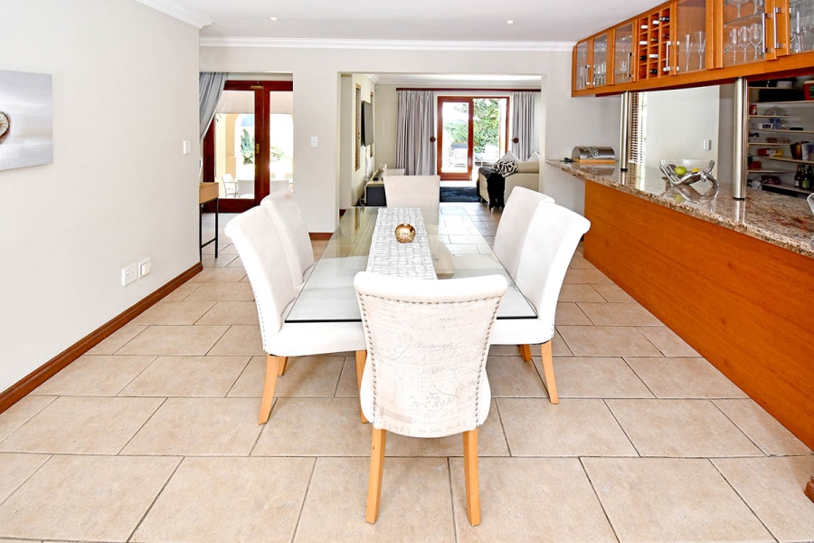 3 Bedroom Property for Sale in Broadacres Gauteng