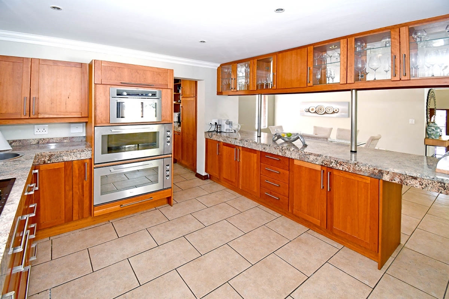 3 Bedroom Property for Sale in Broadacres Gauteng