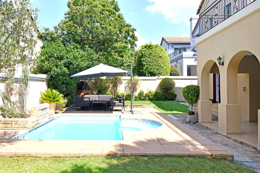 3 Bedroom Property for Sale in Broadacres Gauteng