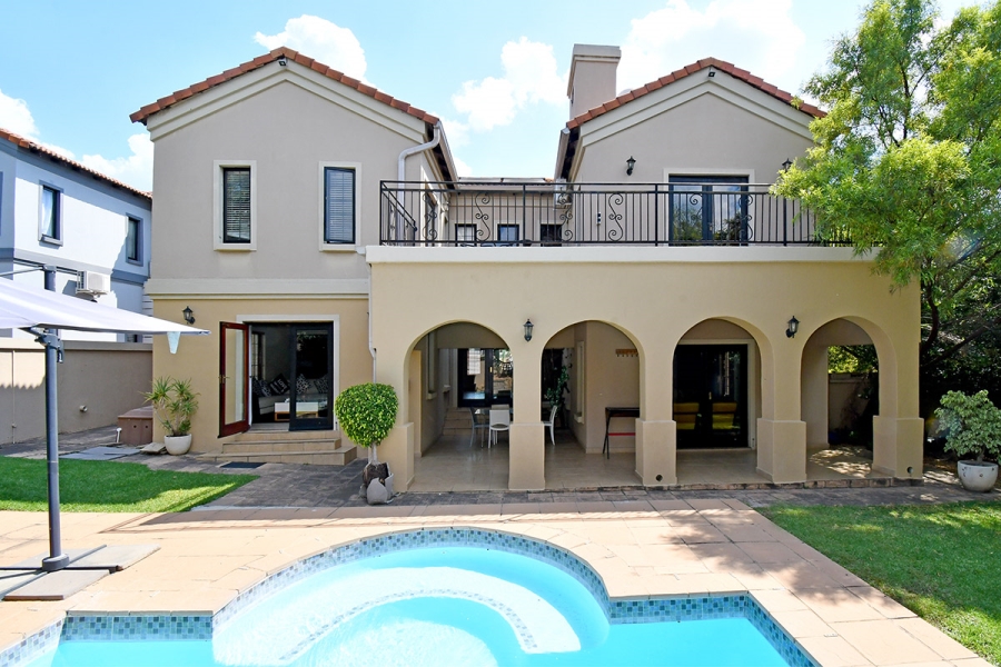 3 Bedroom Property for Sale in Broadacres Gauteng